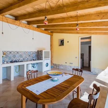 Sefora House * Avola